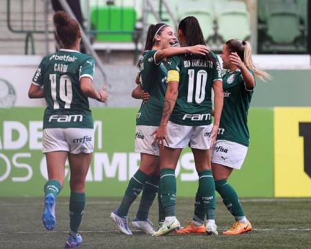 https://apostas.betfair.com/Palmeiras%20feminino%204%20%28Fabio%20Menotti%29.jpg